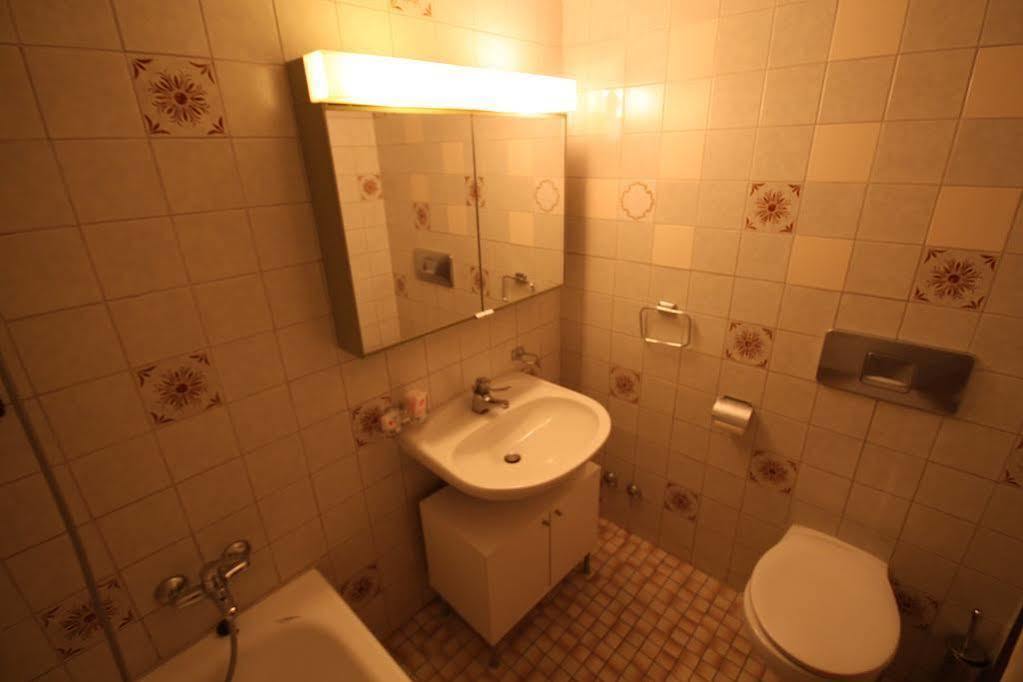 Hitrental Seefeld - Kreuzstrasse Apartments Zürich Eksteriør billede