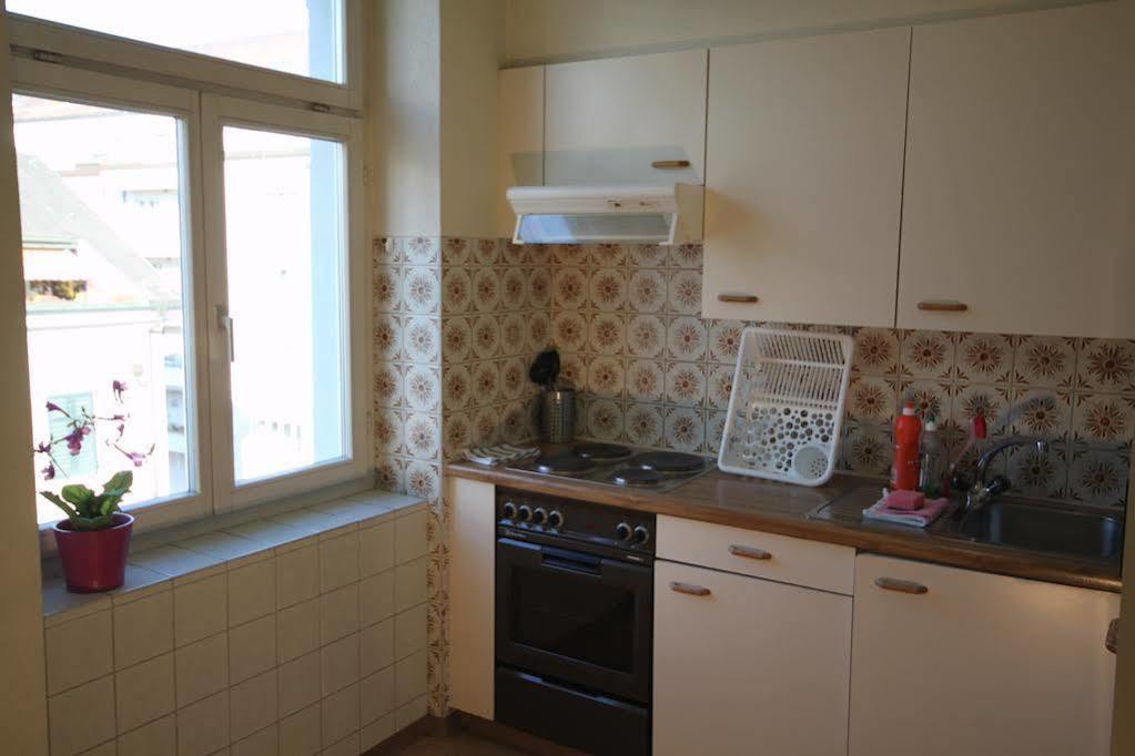 Hitrental Seefeld - Kreuzstrasse Apartments Zürich Eksteriør billede