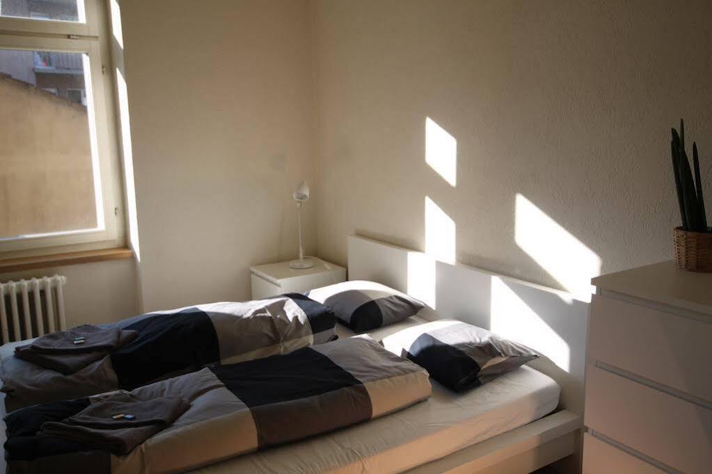 Hitrental Seefeld - Kreuzstrasse Apartments Zürich Eksteriør billede