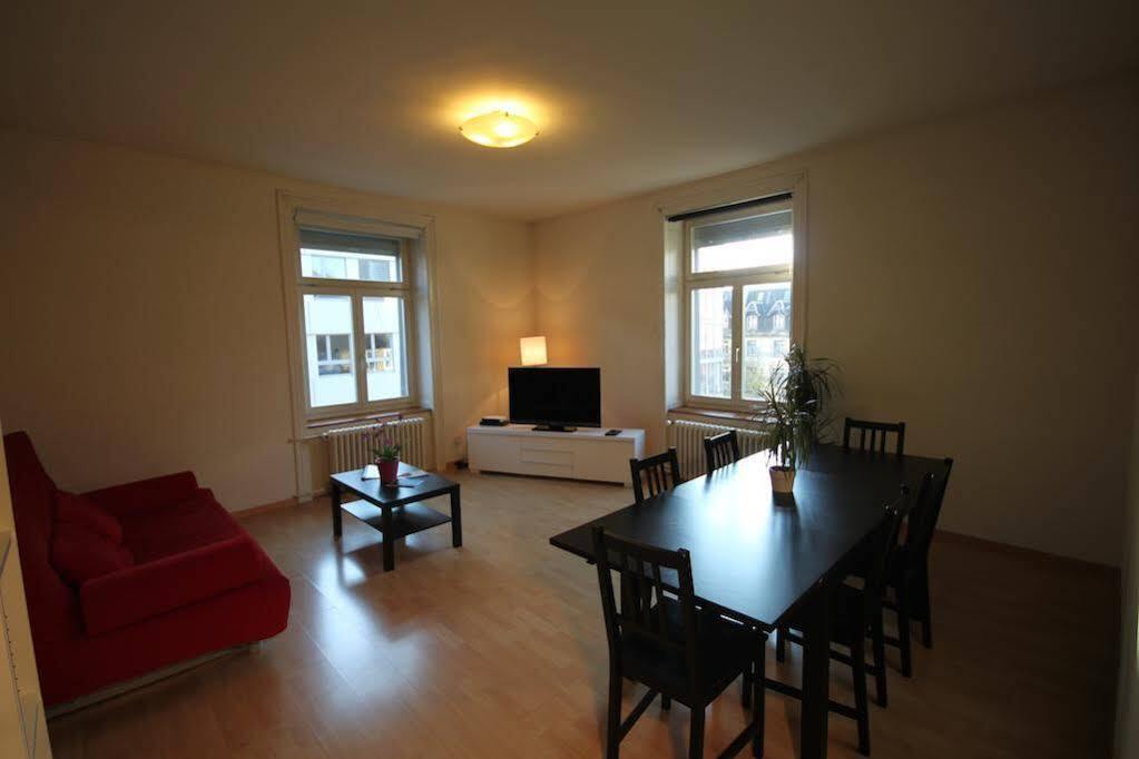 Hitrental Seefeld - Kreuzstrasse Apartments Zürich Eksteriør billede
